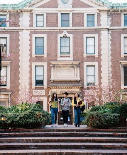 Купить диплом в Омске быстро и выгодно