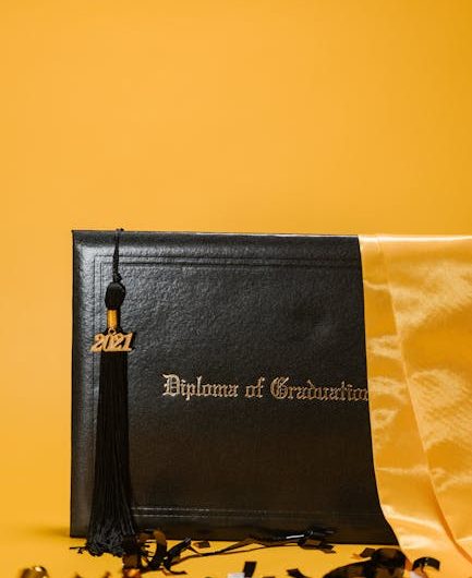 Купить диплом о высшем образовании легально и быстро